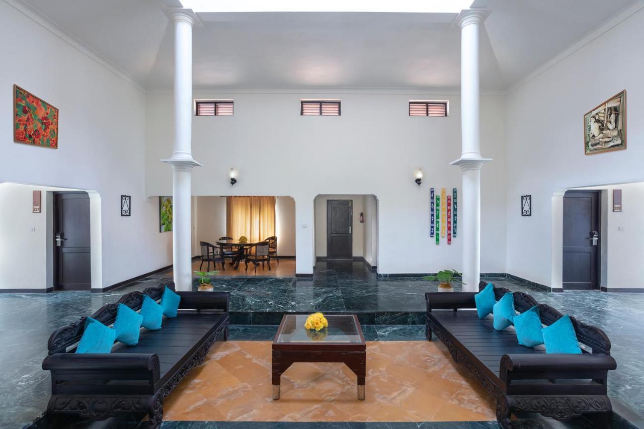 Estuary Sarovar Premiere Poovar Island Exterior photo